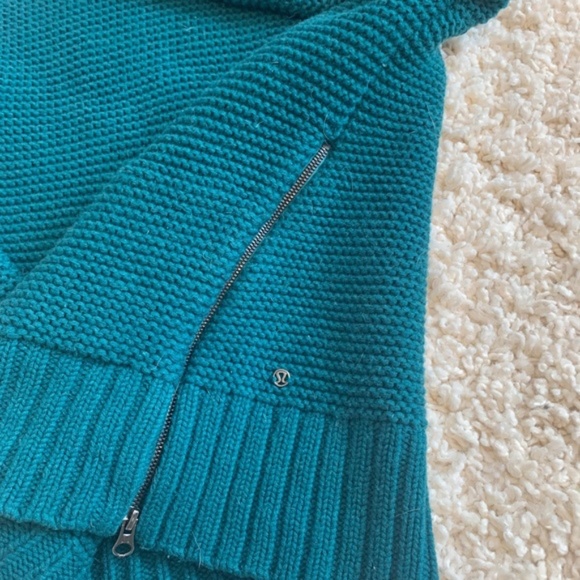 Lululemon Karma Kurmasana Sweater - Picture 3 of 4